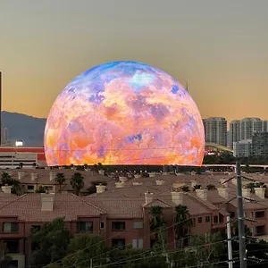 Modern Oasis Steps Away From The Vegas Strip Las Vegas