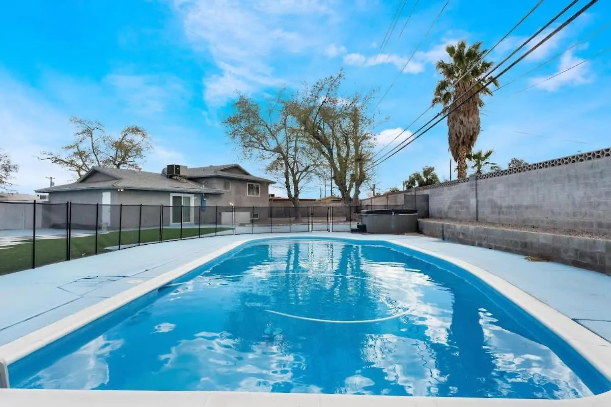 Exclusive Designer Home With Strip Views And Pool Las Vegas 0*,  United States